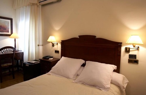 La Roda Hotel | Hotel Juanito