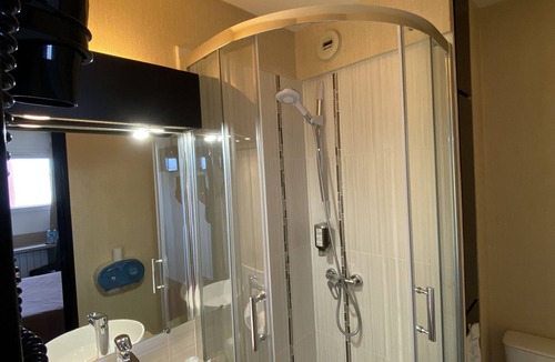 Epone Hotel | Hotel Kimotel