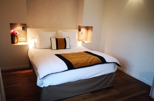 Montceau-les-Mines Hotel | Hotel Konine - Les Suites