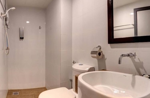 Kampung Chamang Hotel | Hotel Kristal