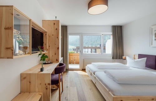 Sedrun Hotel | Hotel Kruezli
