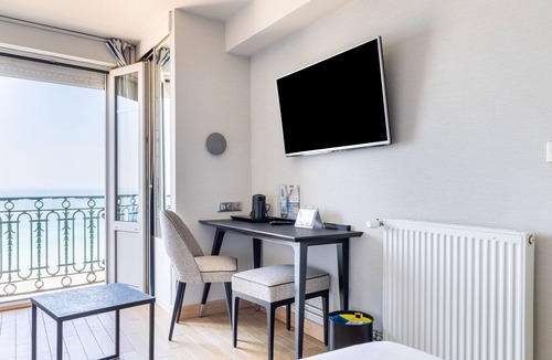 Courtoisville-Sillon-Moka Hotel | Hotel Kyriad Saint Malo centre Plage