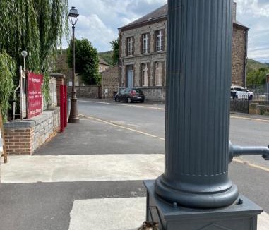 Aubrives Hotel | HOTEL L'AMERIVIERE*