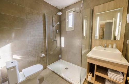 Carcassonne Hotel | Hotel l'Aragon, à 50m de la cité de Carcassonne