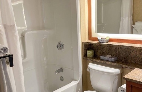 Desjardins Hotel | Hotel L'Oie des neiges