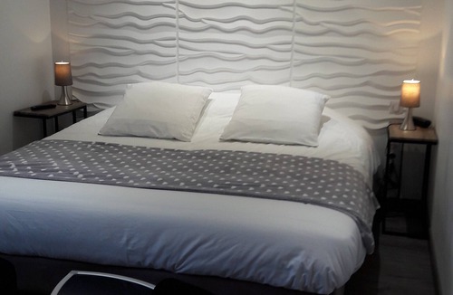 Bannay Hotel | Hotel La Buissonniere