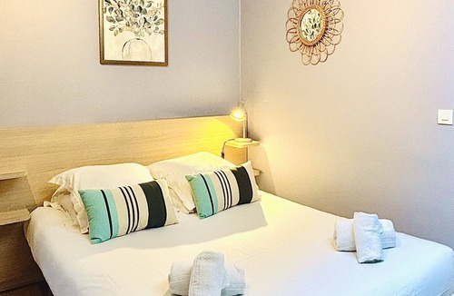 Fontainebleau Hotel | Hotel La Carpe D'or