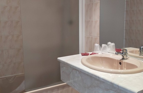 Saint-Jean-de-Monts Hotel | Hotel La Chaumiere