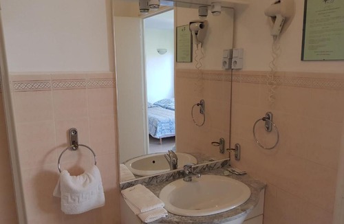 Le Cannet Hotel | Hotel La Cle Du Sud