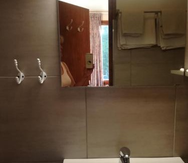 Lalizolle Hotel | Hotel La Croix des Bois