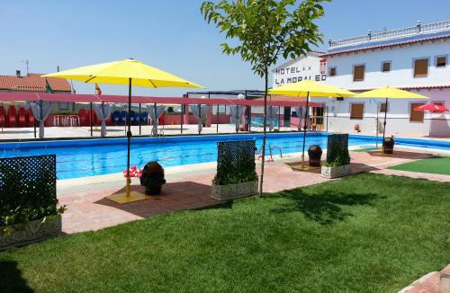 Villanueva del Arzobispo Hotel | Hotel La Moraleda - Complejo Las Delicias