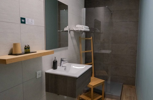 Artres Hotel | HOTEL LA GENTILHOMMIERE