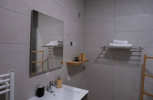 Artres Hotel | HOTEL LA GENTILHOMMIERE