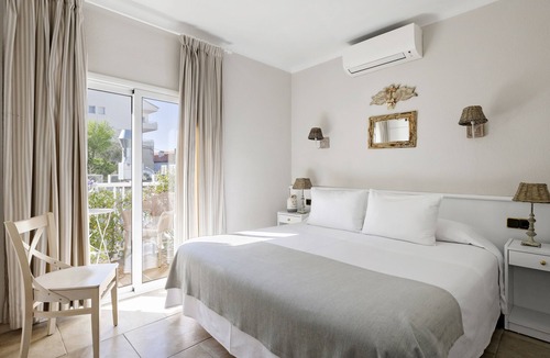 Llanca Hotel | Hotel La Goleta