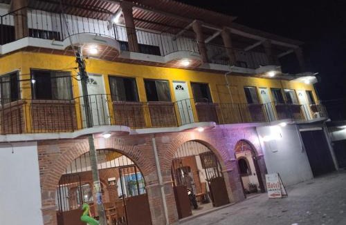 Tequesquitengo Hotel | Hotel La Laguna