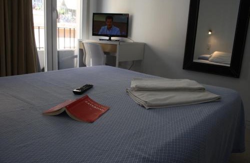 Barri Vell - Santa Creu Hotel | Hotel La Milagrosa