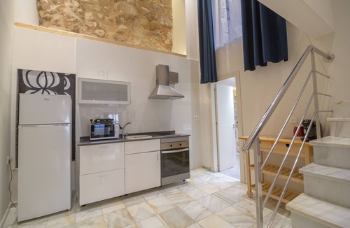 Barri Vell - Santa Creu Hotel | Hotel La Milagrosa