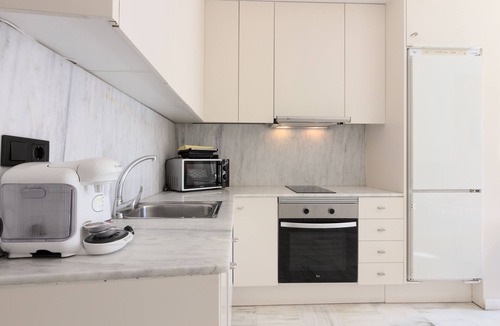 Barri Vell - Santa Creu Hotel | Hotel La Milagrosa