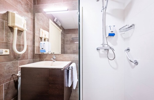 Olot Hotel | Hotel La Perla