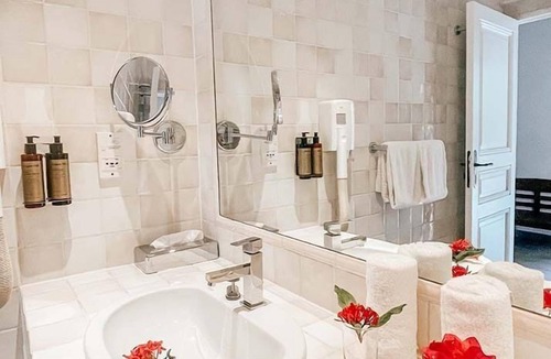 Orient Bay Hotel | Hotel La Plantation