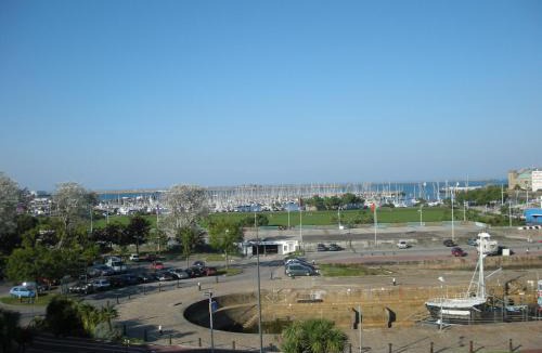 Cherbourg-en-Cotentin Hotel | Hotel La Renaissance