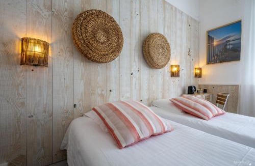 Fouras Hotel | Hotel La Roseraie