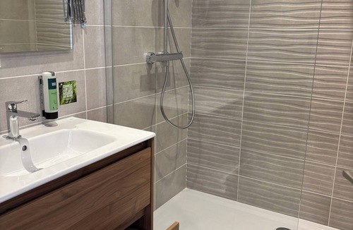 Aurillac Hotel | Hotel La Thomasse