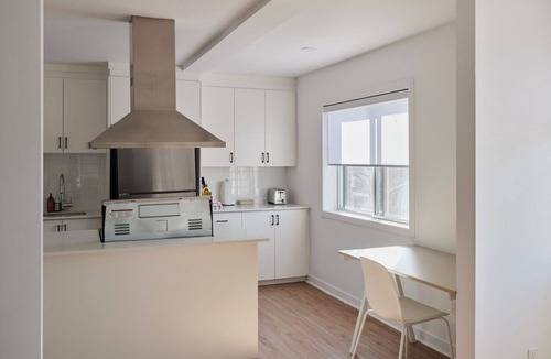 Little Italy Apartment | Hotel Laurence two bedroom apartment