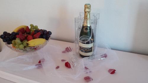 Dreux Hotel | Hotel Le Beffroi