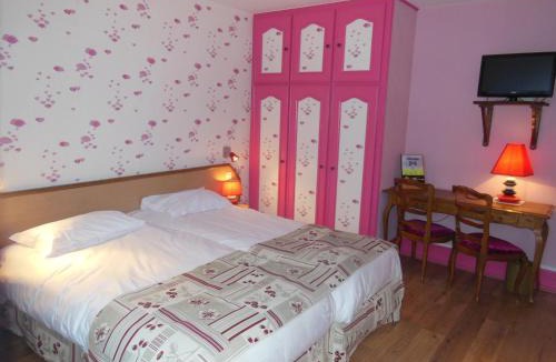 Saint-Hippolyte Hotel | Hotel Le Bellevue