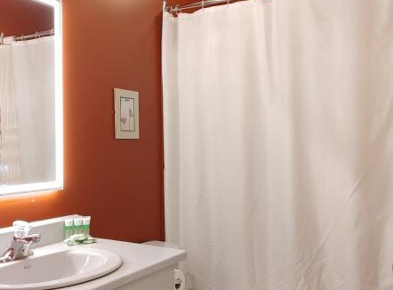 Saint-Marc-des-Carrieres Hotel | Hotel Le Must