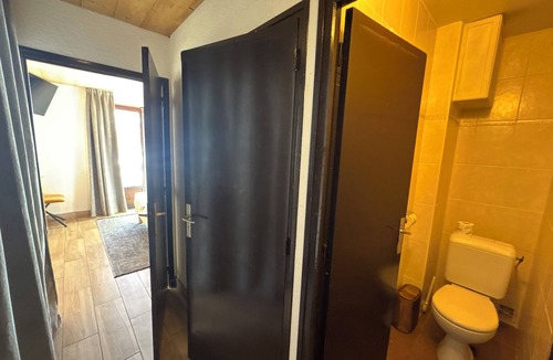 Mont-de-Lans Hotel | Hotel Le Cairn