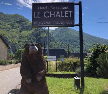 Sainte-Marie-de-Campan Hotel | Hotel Le Chalet