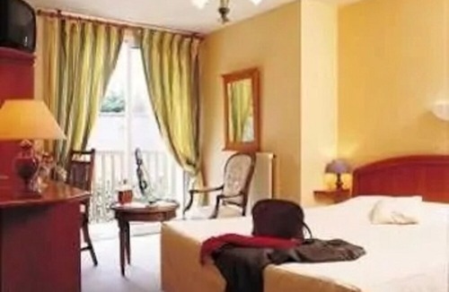 Cesson-Sevigne Hotel | Hotel Le Clos Champel