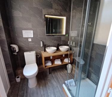 Aix-les-Bains City Center Hotel | Hotel Le Colibri