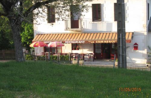 Neuville House | Hotel Le Commerce