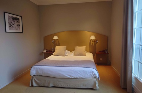 Forges-les-Eaux Hotel | Hotel Le Continental