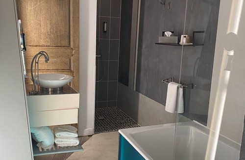 Charleville-Mezieres Hotel | Hotel Le Dormeur du Val