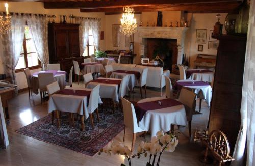 Curtil-Vergy Hotel | Hotel Le Manasses