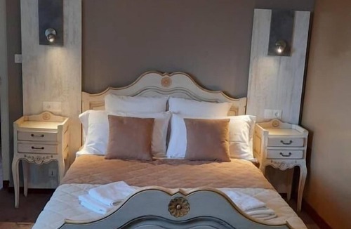 Tiffauges Hotel | HOTEL LE MANOIR DE LA BARBACANE