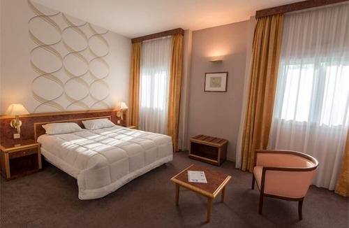 Orchies Hotel | Hotel Le Manoir