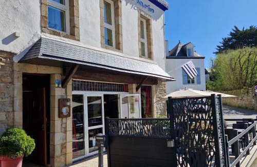 Port de St Goustan Hotel | Hotel Le Marin