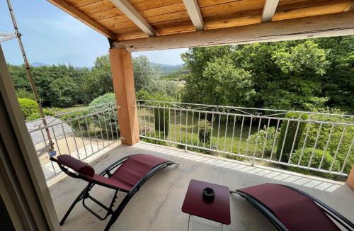 Crestet Hotel | HOTEL LE MAS D'HèLèNE