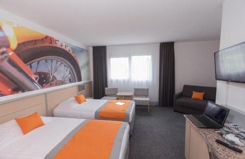 Magny-Cours Hotel | Hotel Le Paddock