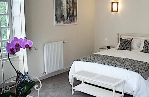 Bonnoeuvre Hotel | Hotel Le Prieure Des Gourmands