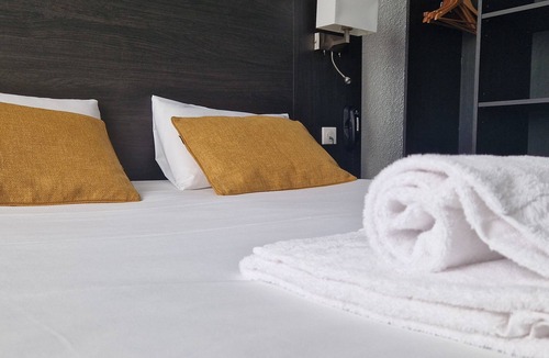 Challans Hotel | Hotel Le quai 9