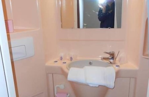 Saint-Bonnet-Troncais Hotel | Hotel Le Tronçais