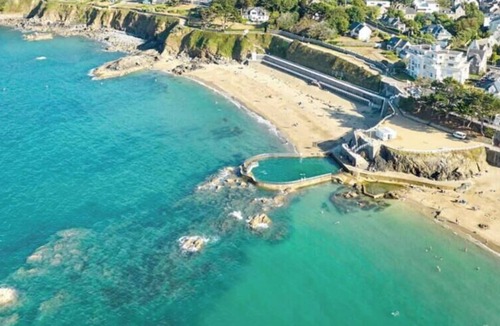 Guingamp Apartment | Hôtel Lefort - The Harmonious Cocoon