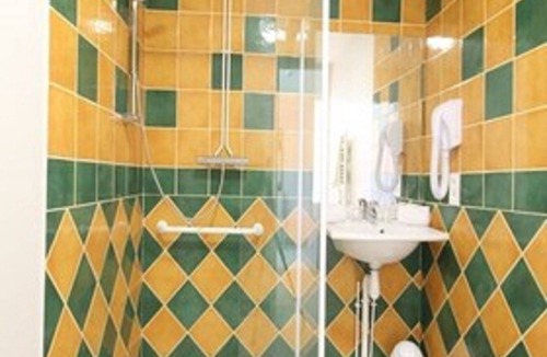 Gace Hotel | Hotel Les Champs