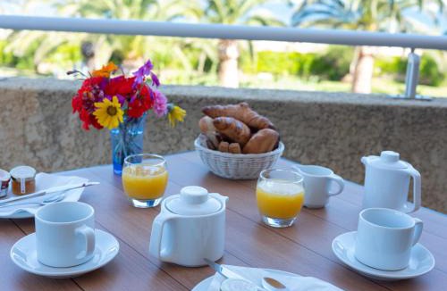 Saint-Florent Hotel | Hotel Les Galets